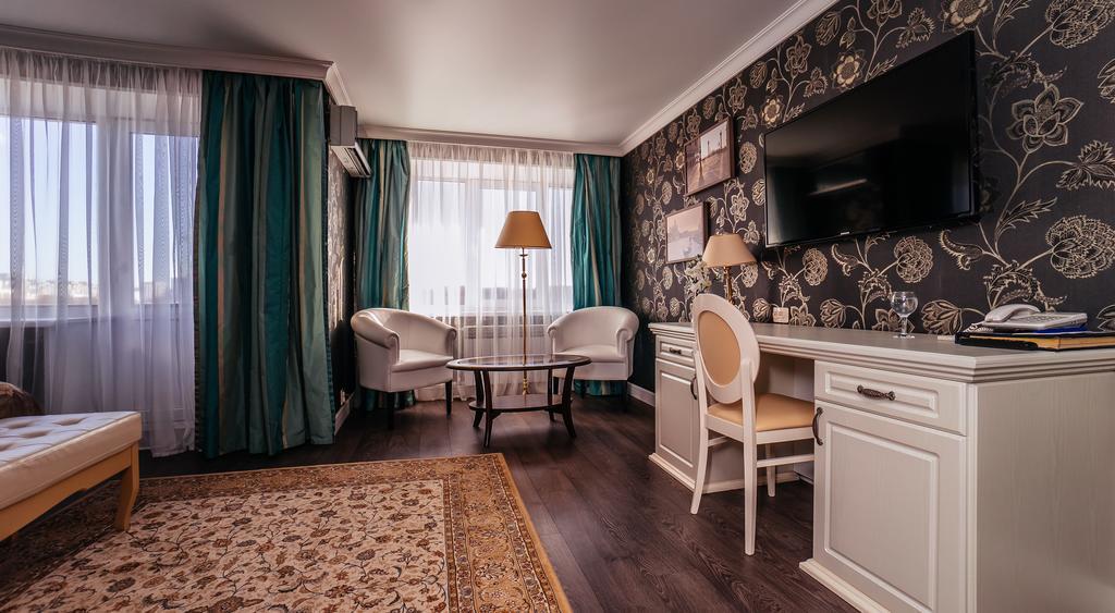 Volga Hotel Tver Room photo